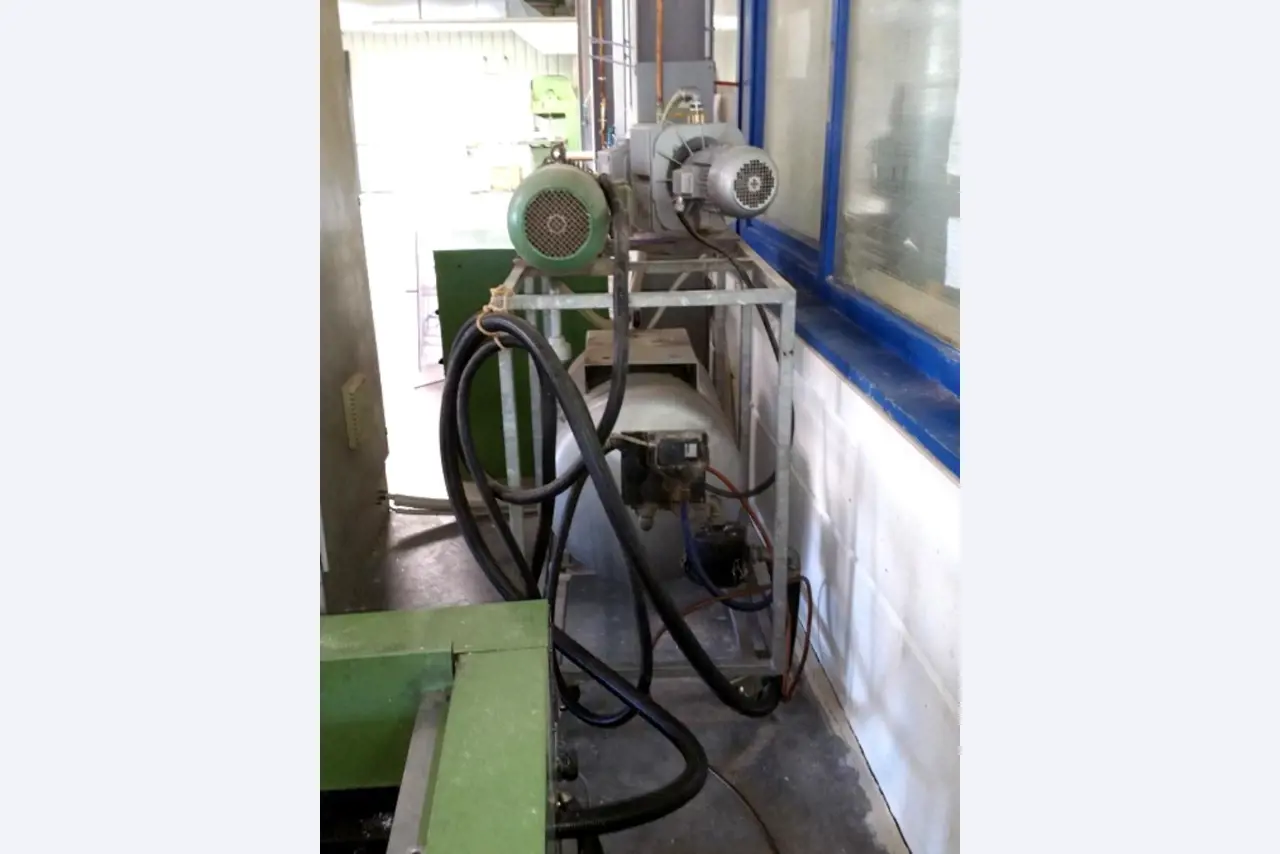 Machines as well as the business and office equipment of a plastics processing company-7