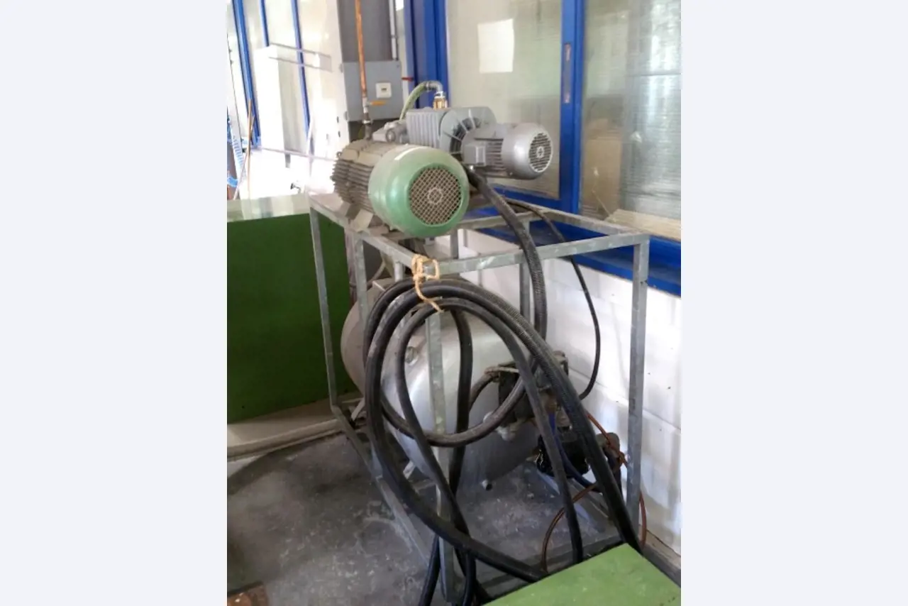 Machines as well as the business and office equipment of a plastics processing company-8