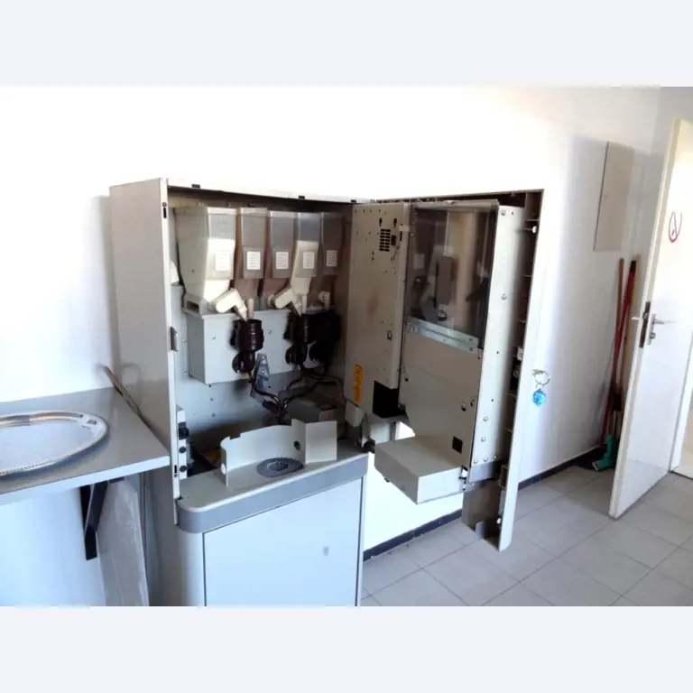 Machines as well as the business and office equipment of a plastics processing company-2