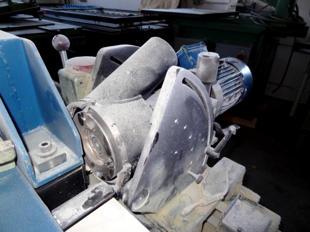 
Machines as well as the business and office equipment of a plastics processing company-4