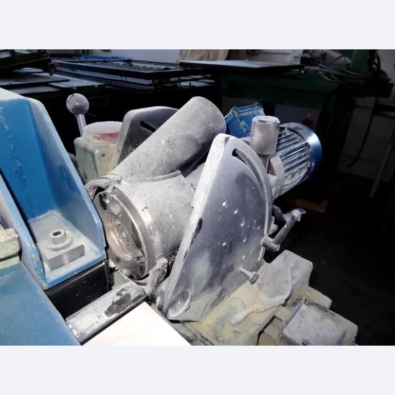 Machines as well as the business and office equipment of a plastics processing company-4