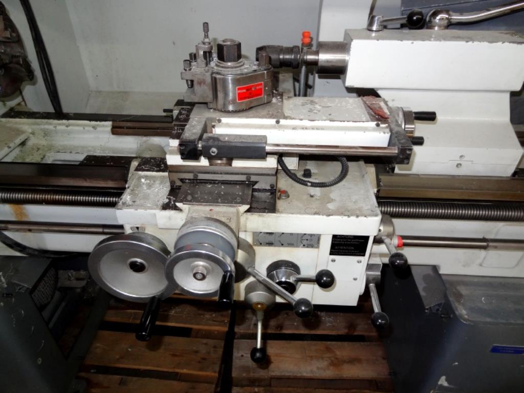 Giben Y3000 CNC-Horizontal-Plattenaufteilsäge-4