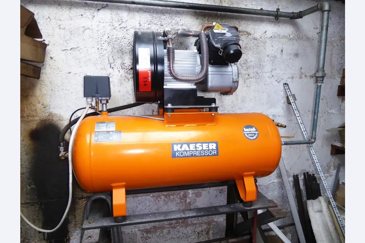 cutting machines, welding technology, hand tools<br>-1