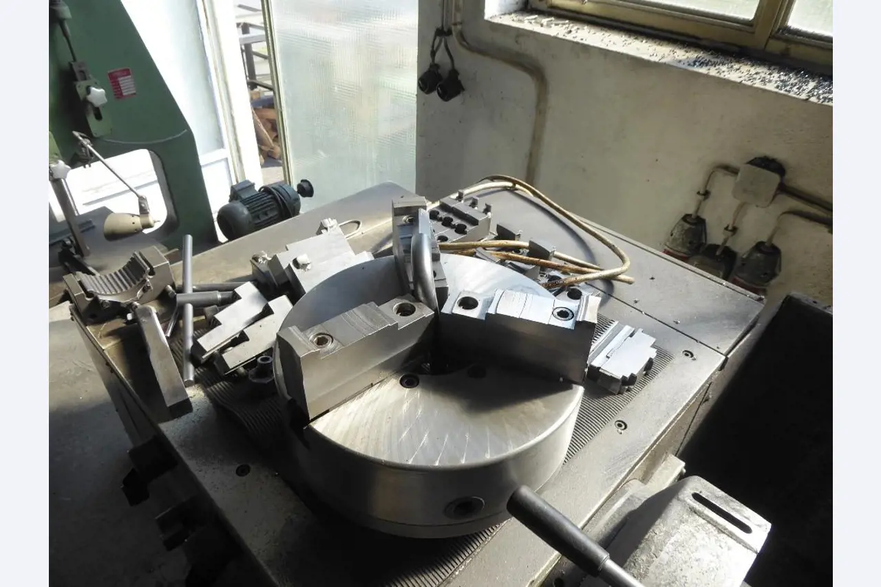 cutting machines, welding technology, hand tools<br>-3