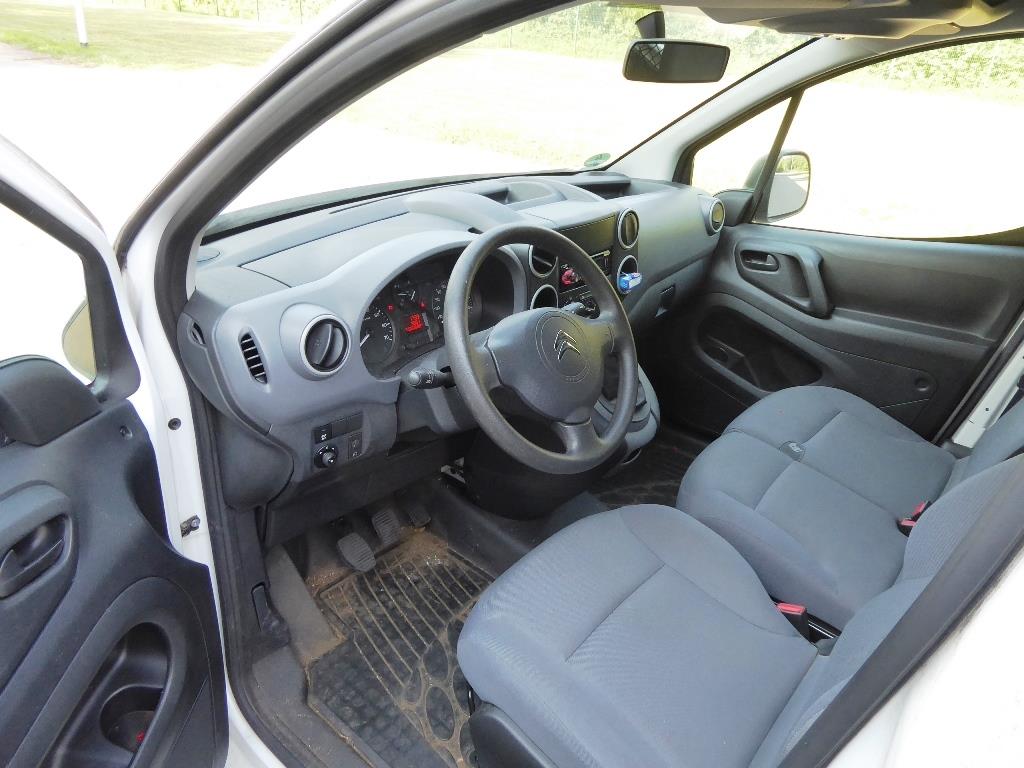 
Machines d'usinage, technique de soudage, outils manuels<br>.-10