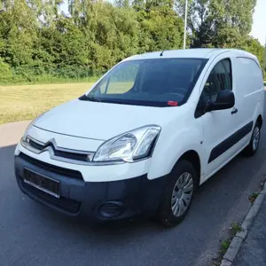 Transporteur Citroën Berlingo 1,6 HDi 90 FAP