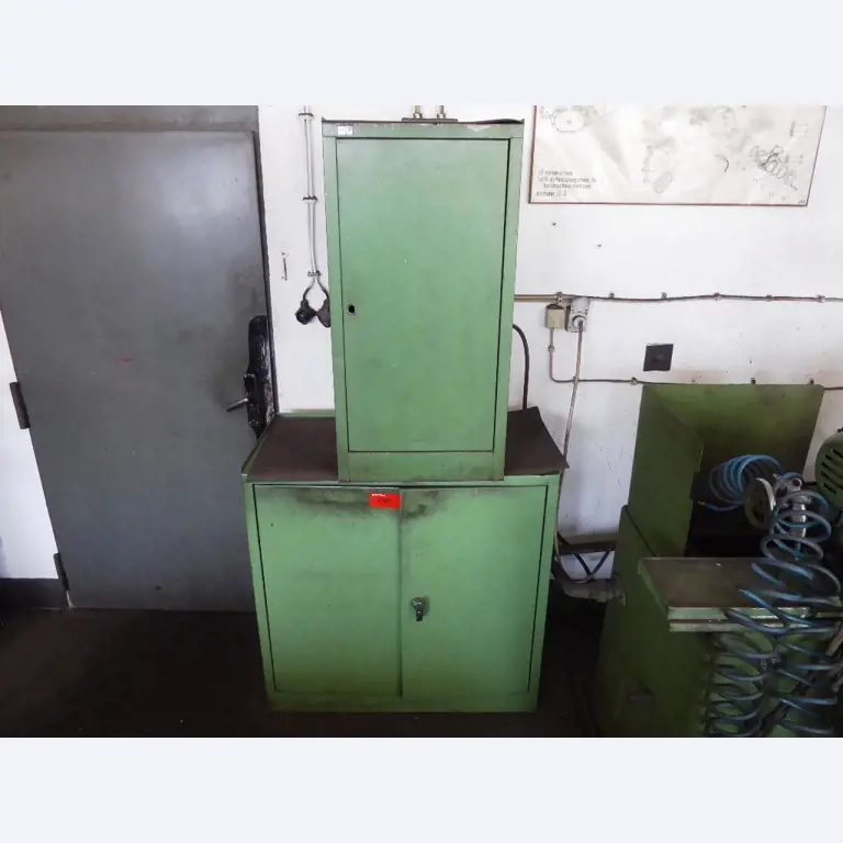 Machines d'usinage, technique de soudage, outils manuels<br>.-1