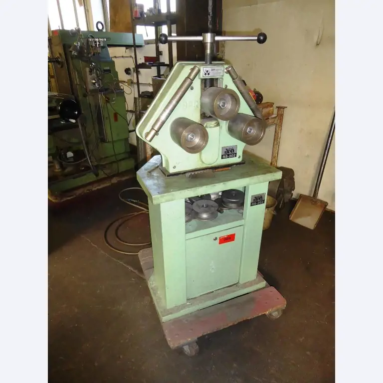 cutting machines, welding technology, hand tools<br>-1