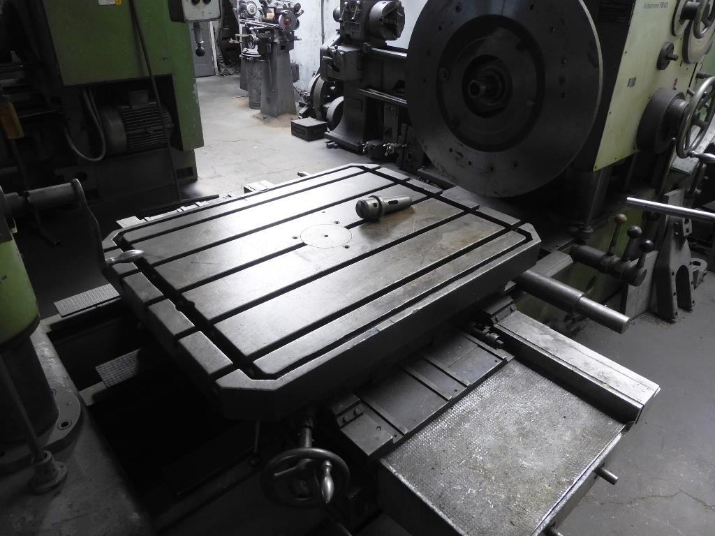 
Machines d'usinage, technique de soudage, outils manuels<br>.-5