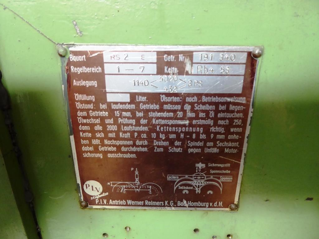 
Machines d'usinage, technique de soudage, outils manuels<br>.-8