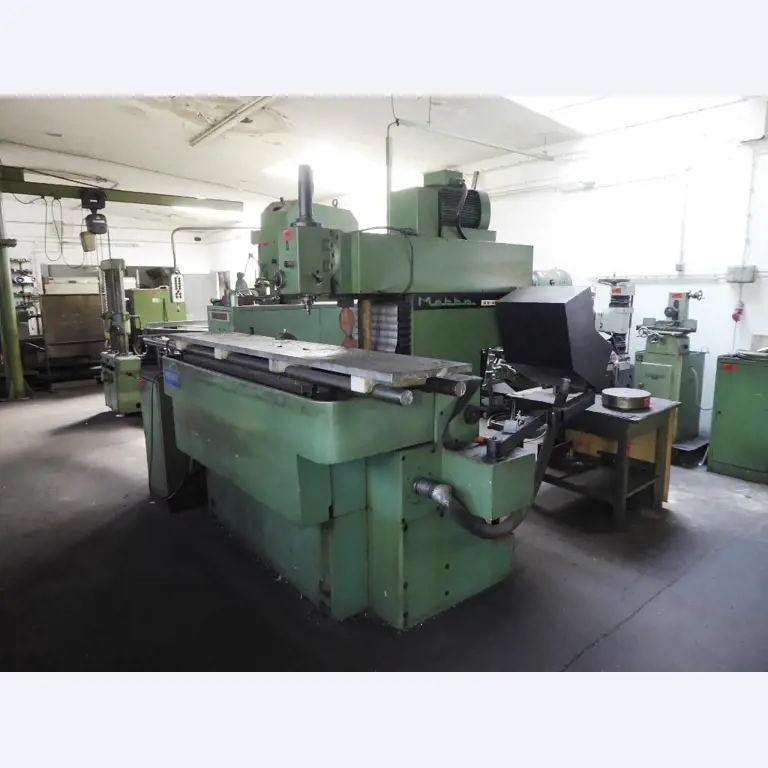 Machines d'usinage, technique de soudage, outils manuels<br>.-2