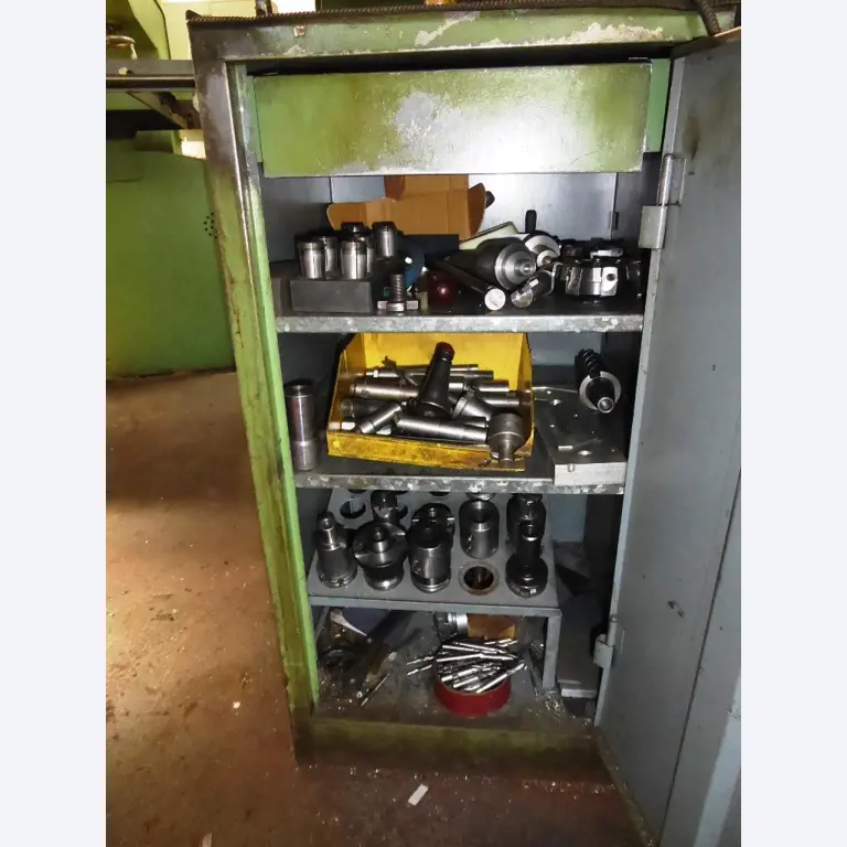 Machines d'usinage, technique de soudage, outils manuels<br>.-7