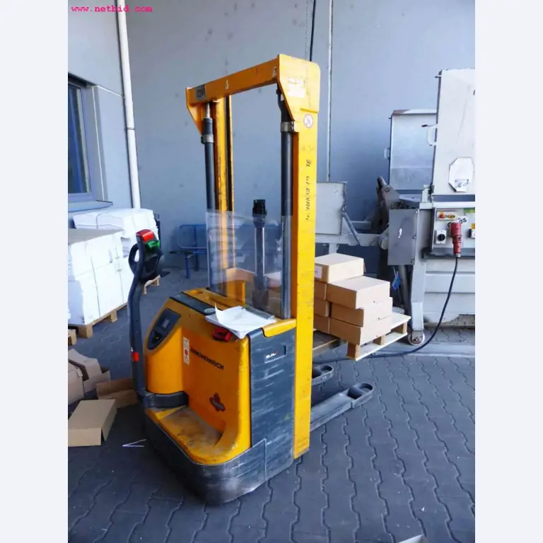 machines from the sheet-fed offset printing sector and print processing<br>-1