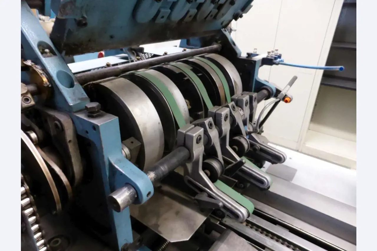 machines from the sheet-fed offset printing sector and print processing<br>-4