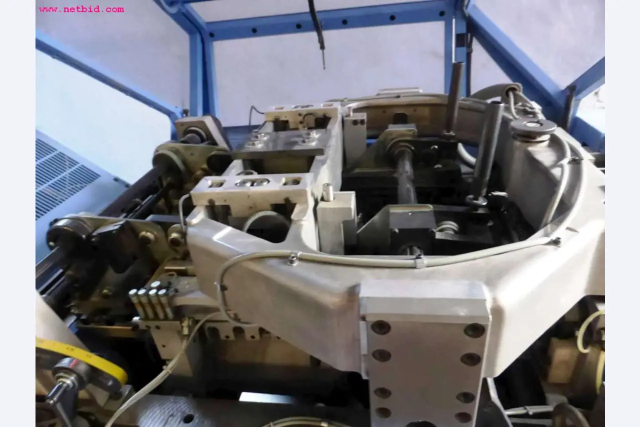 machines from the sheet-fed offset printing sector and print processing<br>-8