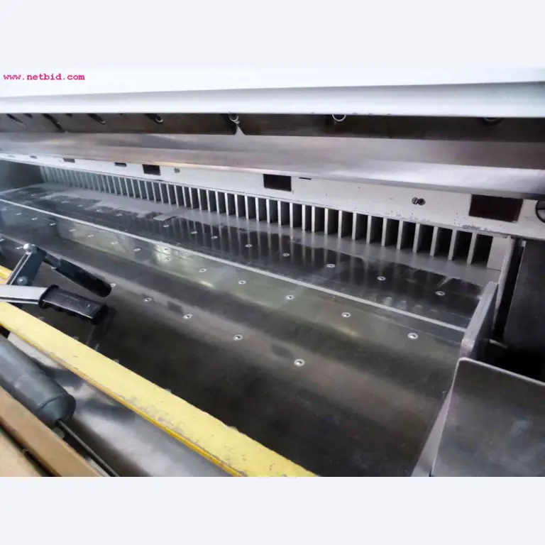 machines from the sheet-fed offset printing sector and print processing<br>-13