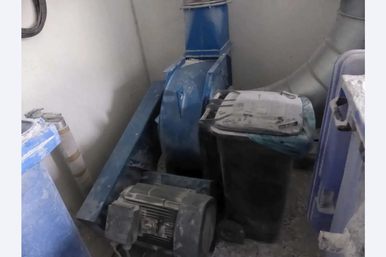 machines from the sheet-fed offset printing sector and print processing<br>-1