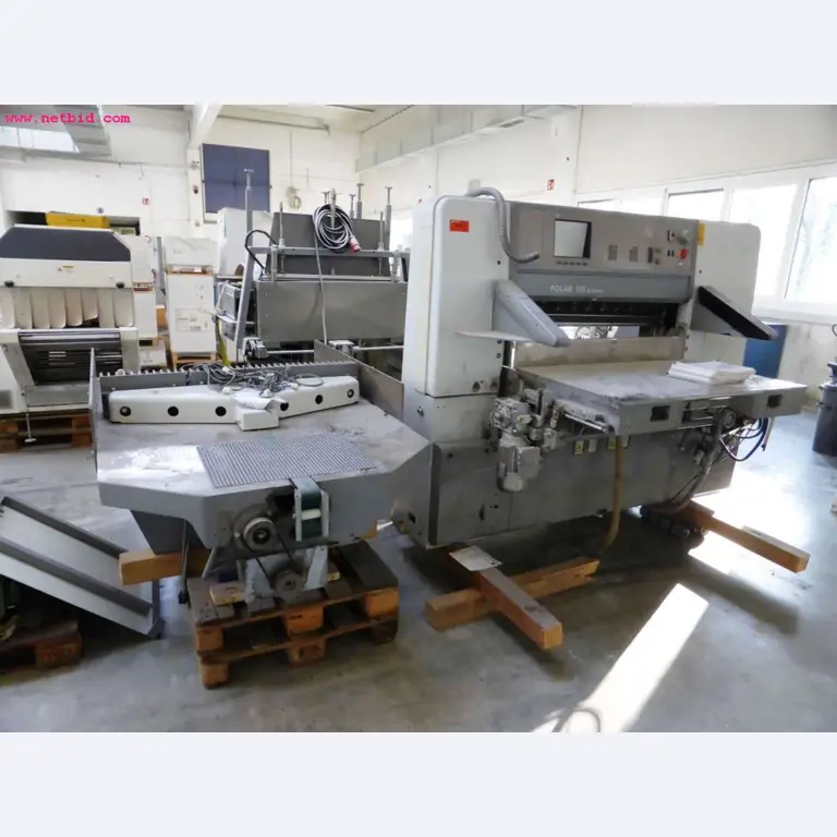 machines from the sheet-fed offset printing sector and print processing<br>-1