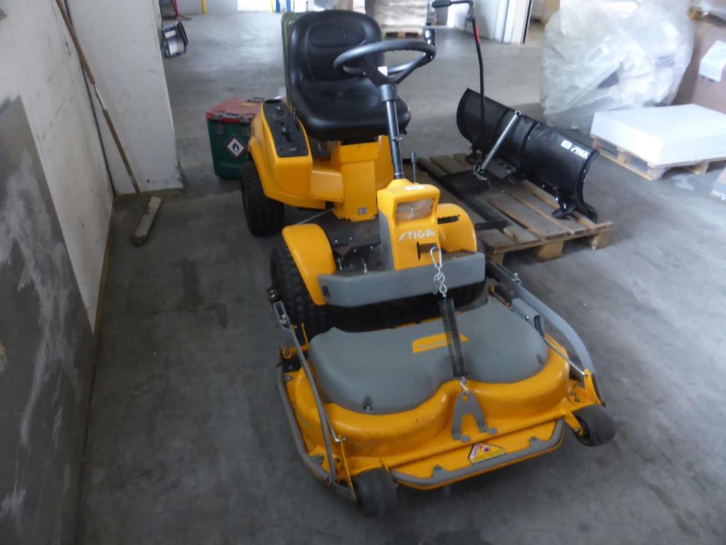 Machines du domaine de l'impression offset à feuilles et du façonnage de l'impression<br>.-3