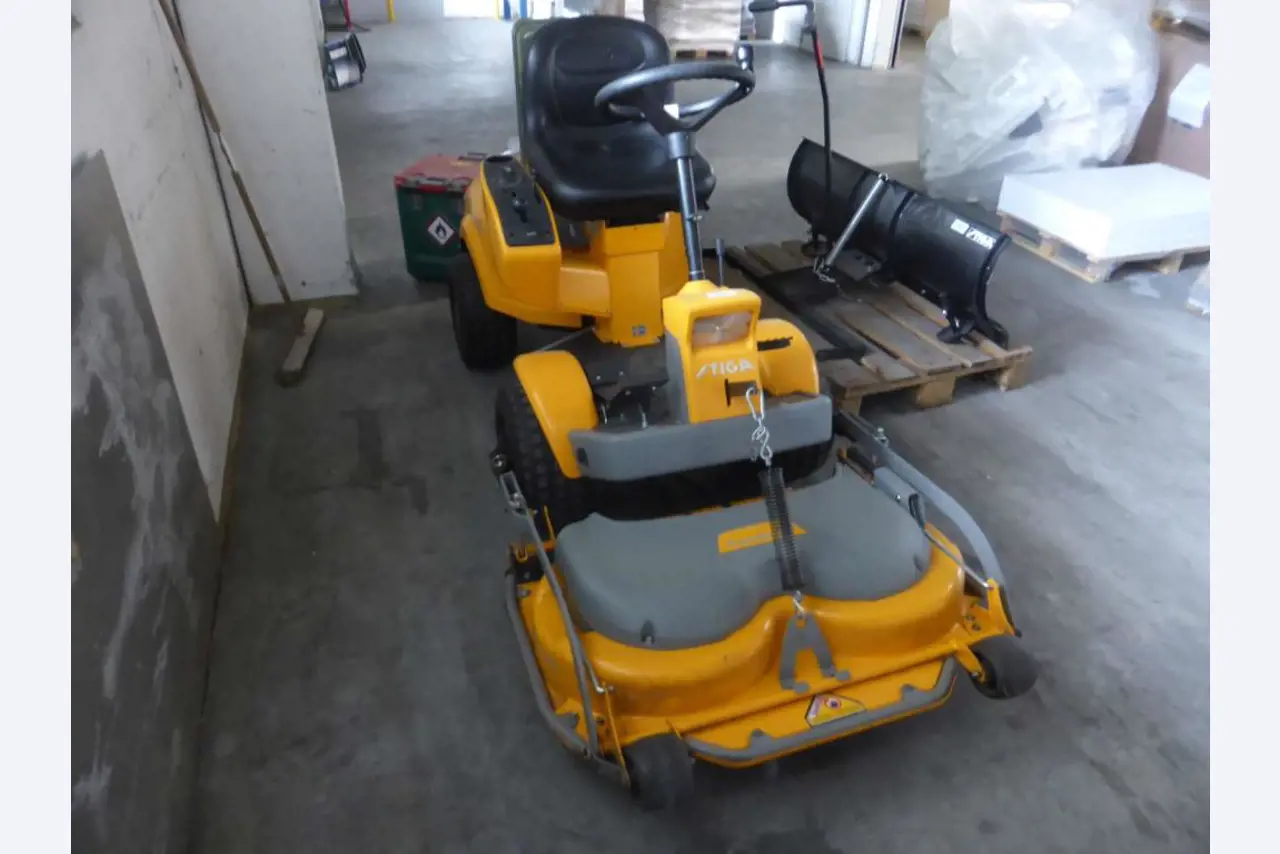 machines from the sheet-fed offset printing sector and print processing<br>-3