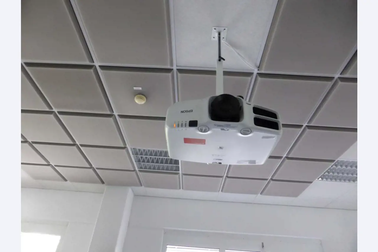 machines from the sheet-fed offset printing sector and print processing<br>-1