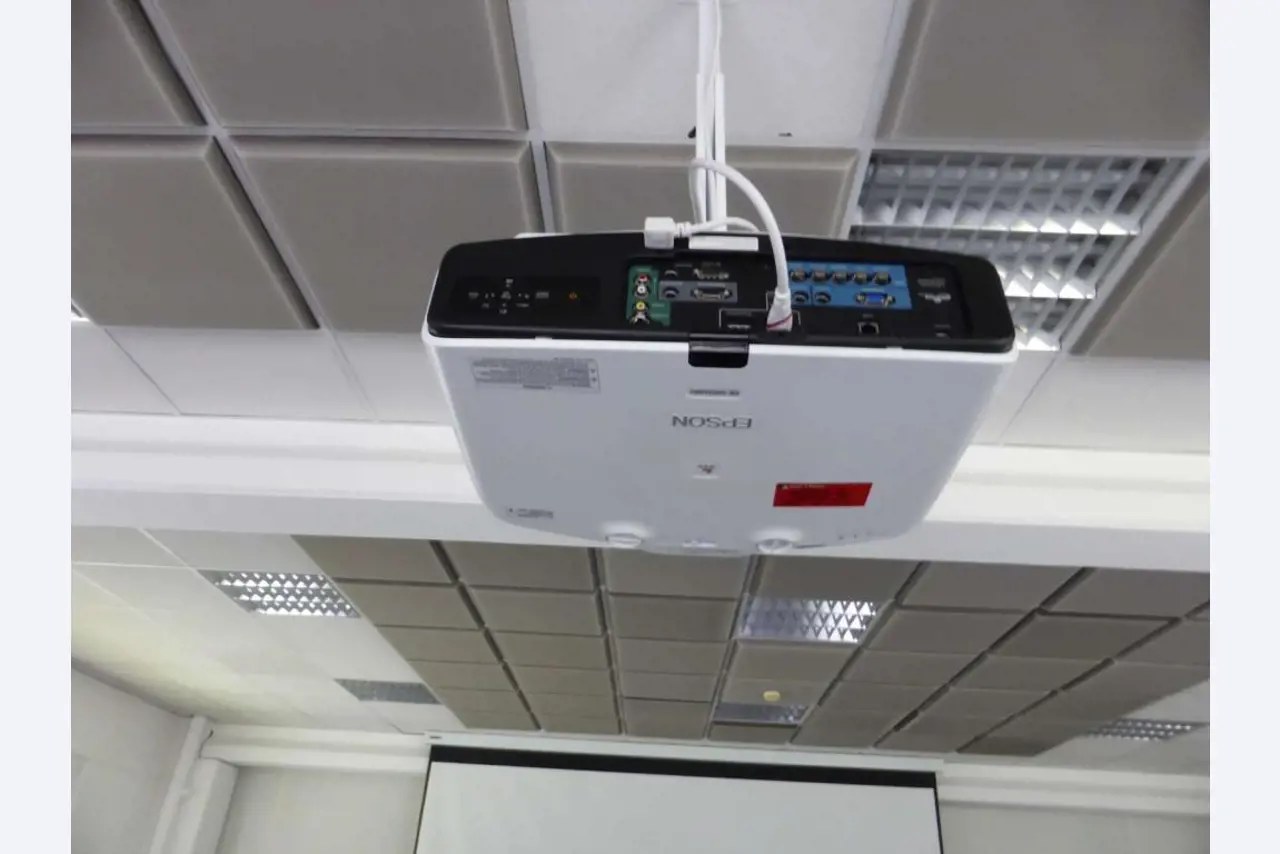 machines from the sheet-fed offset printing sector and print processing<br>-2