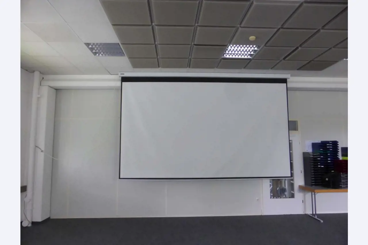 machines from the sheet-fed offset printing sector and print processing<br>-4