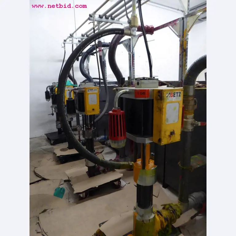 Maschinen aus dem Bereich Rollenoffsetdruck und Druckweiterverarbeitung
-3