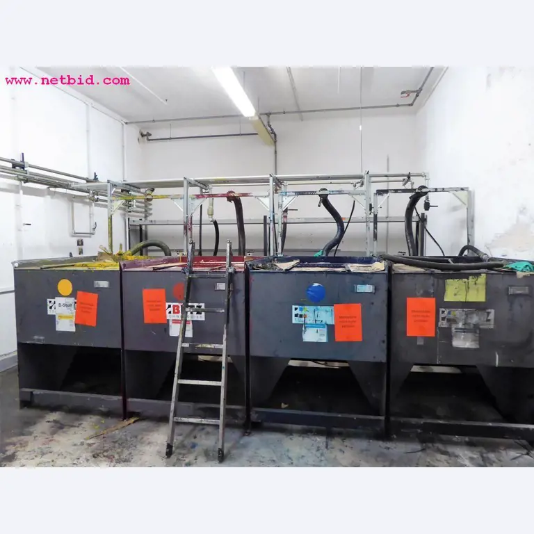 Maschinen aus dem Bereich Rollenoffsetdruck und Druckweiterverarbeitung
-4