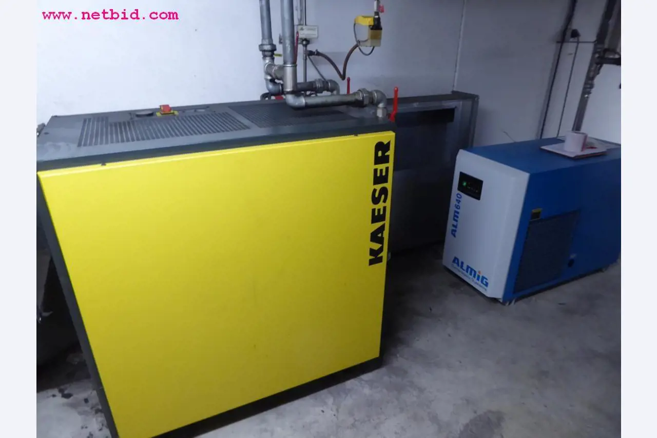 Maschinen aus dem Bereich Rollenoffsetdruck und Druckweiterverarbeitung
-3