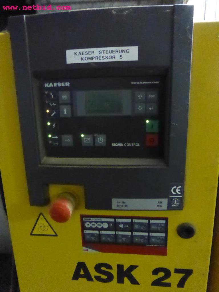 Maschinen aus dem Bereich Rollenoffsetdruck und Druckweiterverarbeitung
-7