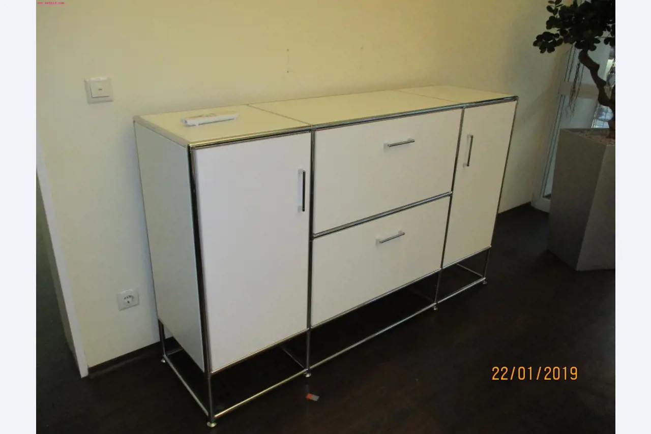 Maschinen aus dem Bereich Rollenoffsetdruck und Druckweiterverarbeitung
-3