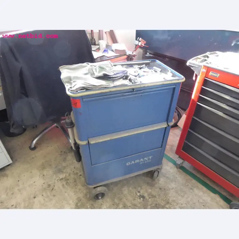 Maschinen aus dem Bereich Rollenoffsetdruck und Druckweiterverarbeitung
-5