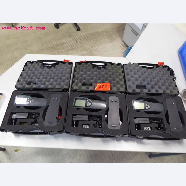 Máquinas de impressão offset e de acabamento de impressão
-1