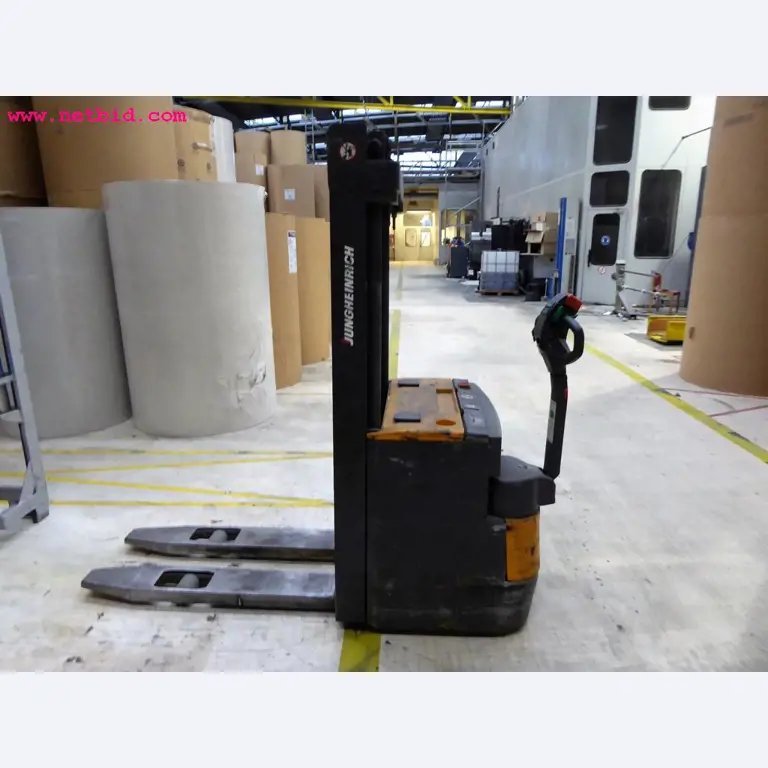 Máquinas de impressão offset e de acabamento de impressão
-2