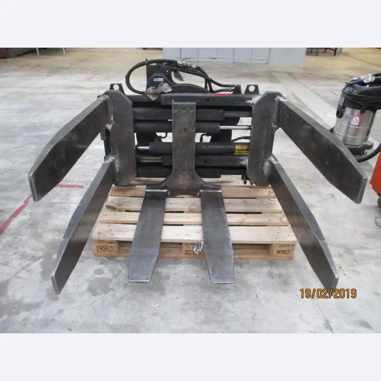 Máquinas de impressão offset e de acabamento de impressão
-2