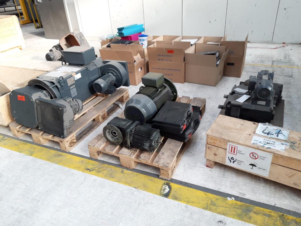 Máquinas de impressão offset e de acabamento de impressão
-2