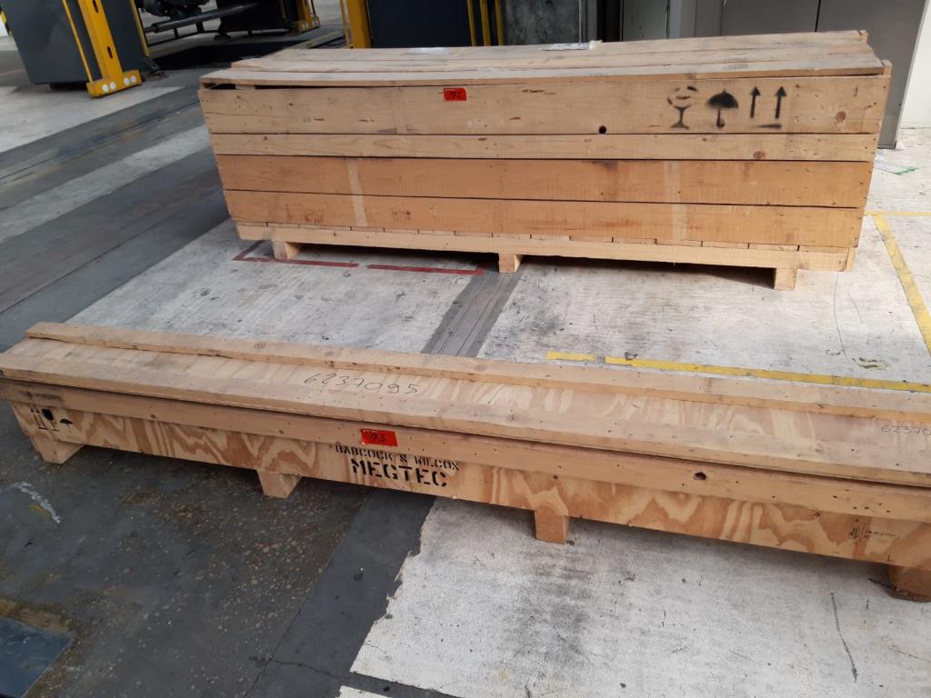 Máquinas de impressão offset e de acabamento de impressão
-4