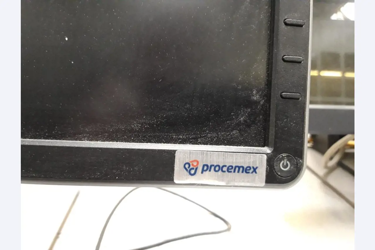 Maschinen aus dem Bereich Rollenoffsetdruck und Druckweiterverarbeitung
-6