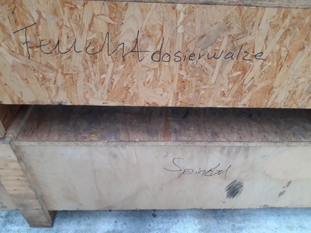 Maschinen aus dem Bereich Rollenoffsetdruck und Druckweiterverarbeitung
-5