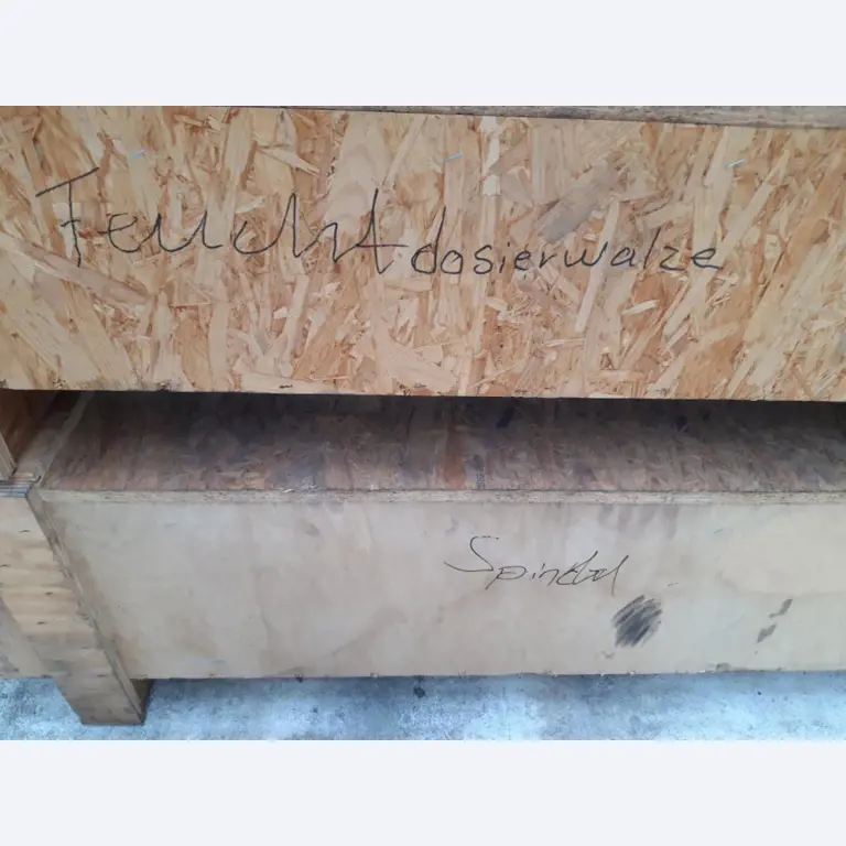 Maschinen aus dem Bereich Rollenoffsetdruck und Druckweiterverarbeitung
-5