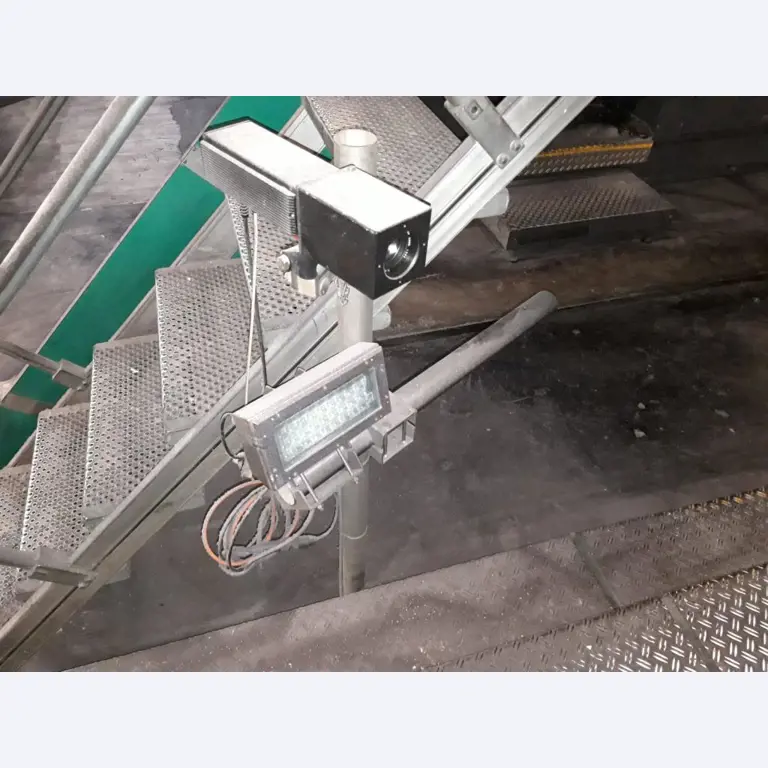 Maschinen aus dem Bereich Rollenoffsetdruck und Druckweiterverarbeitung
-2