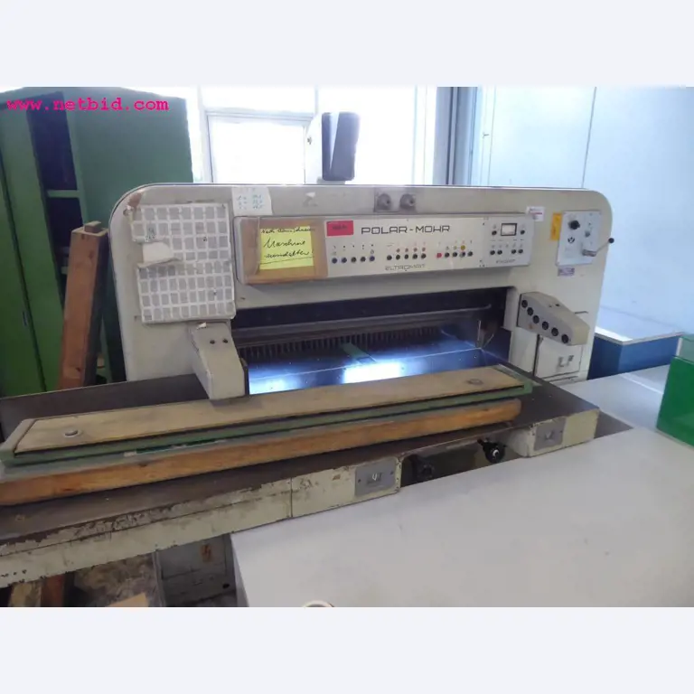 Máquinas de impressão offset e de acabamento de impressão
-2