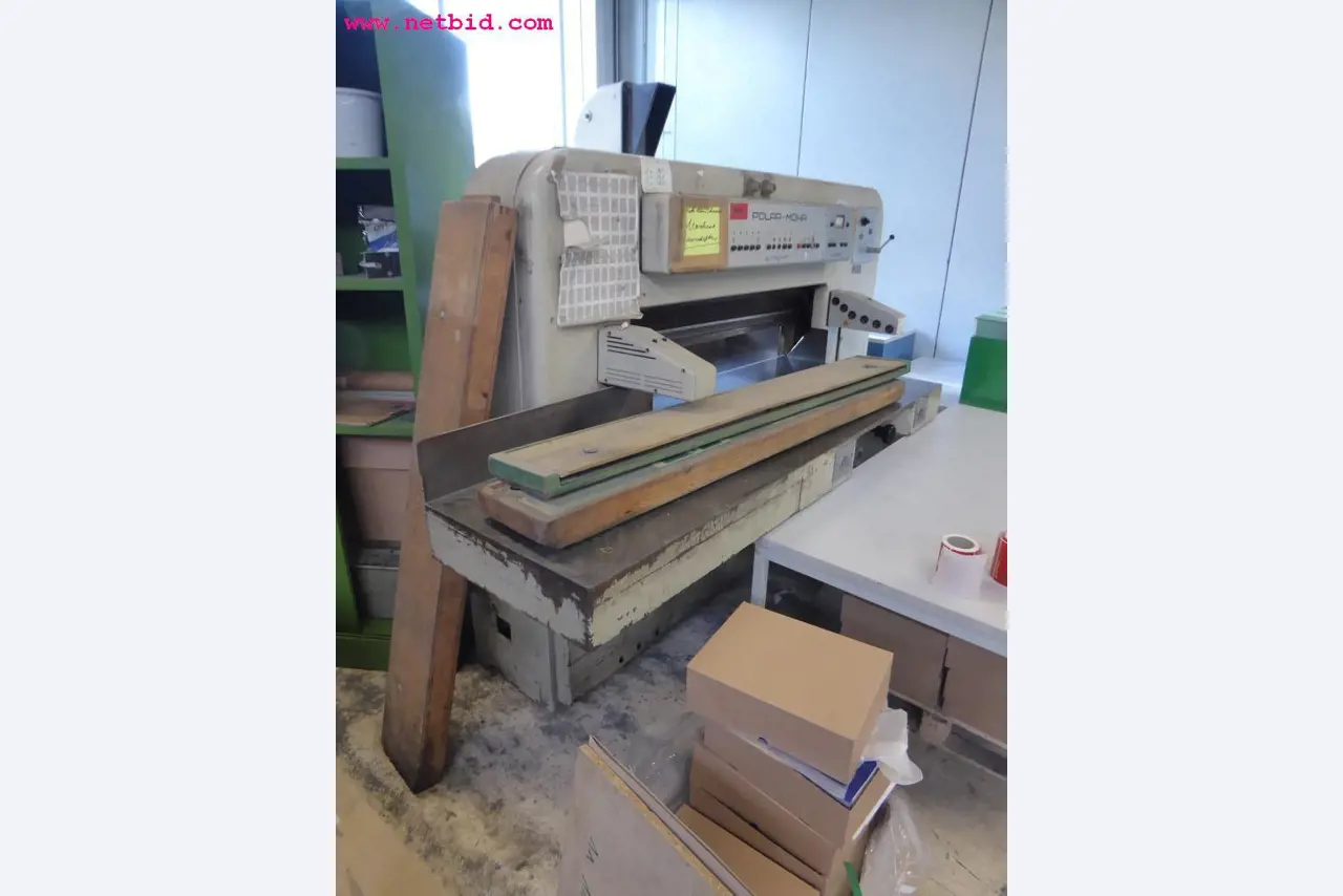 Máquinas de impressão offset e de acabamento de impressão
-4