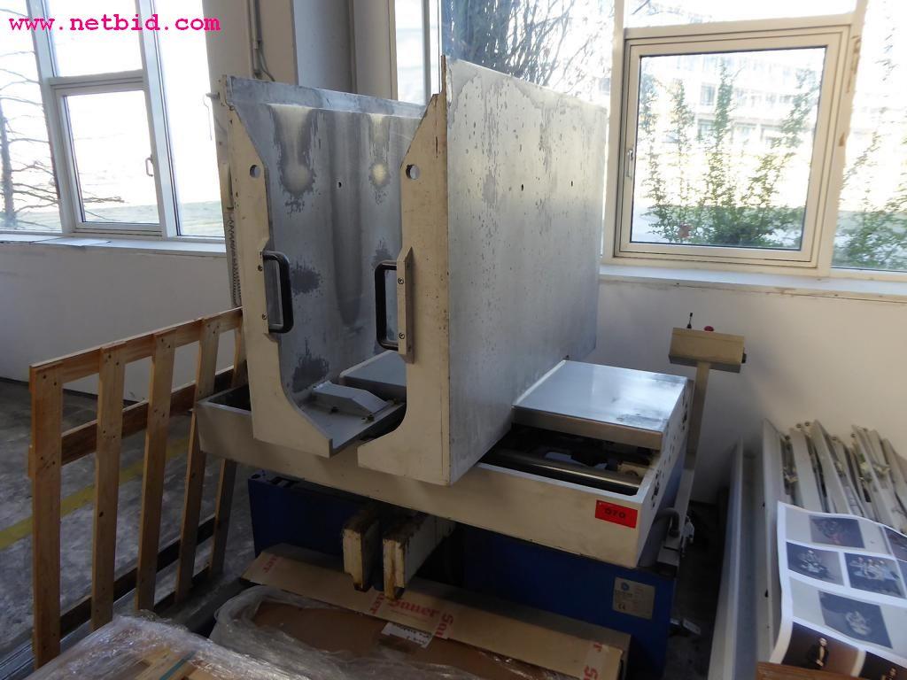 Maschinen aus dem Bereich Rollenoffsetdruck und Druckweiterverarbeitung
-1