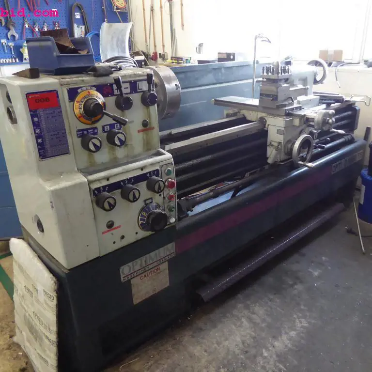 sliding and screw cutting lathe Optimum D1860TS