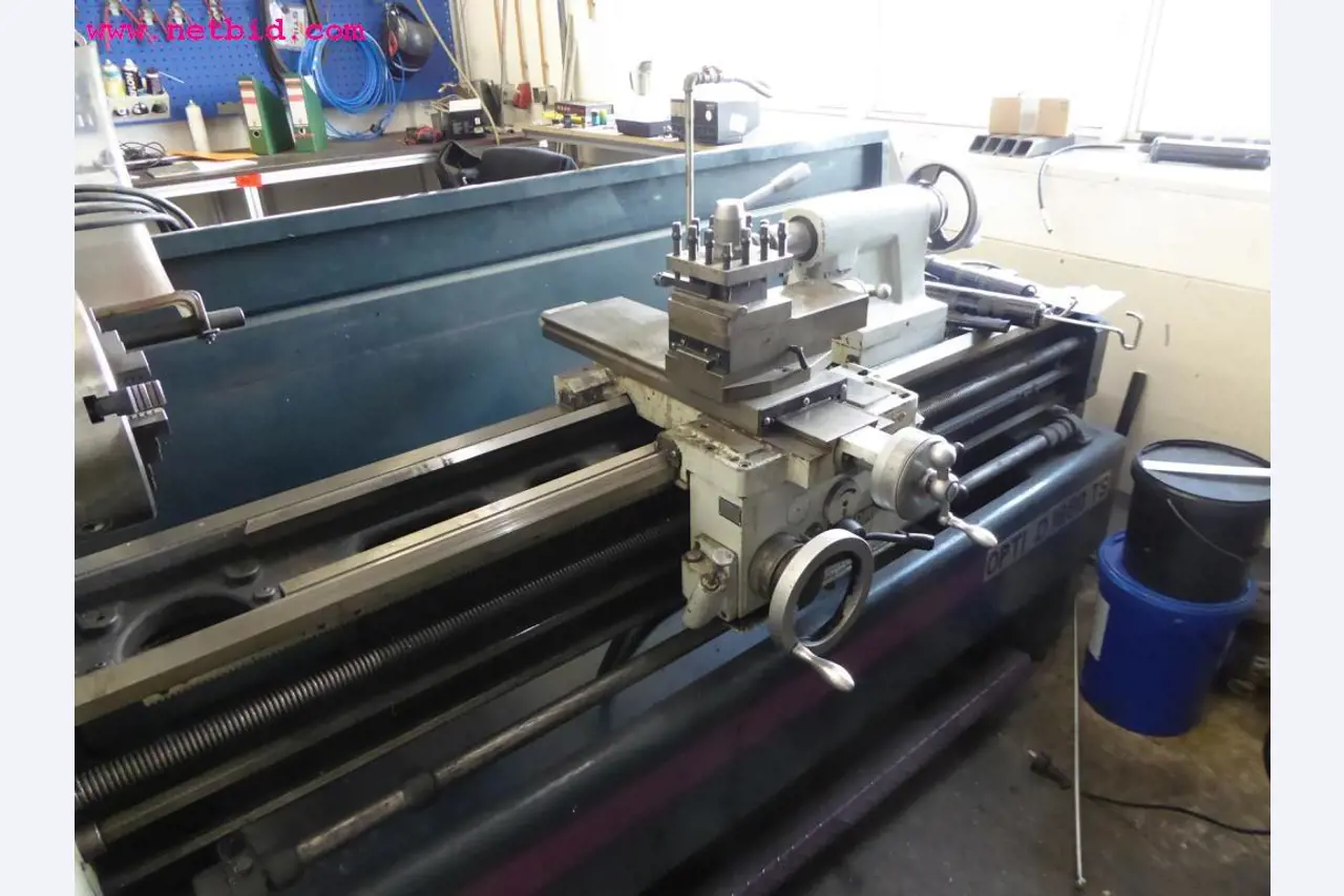 Machines du secteur de l'impression offset rotative et du façonnage de l'impression
-3