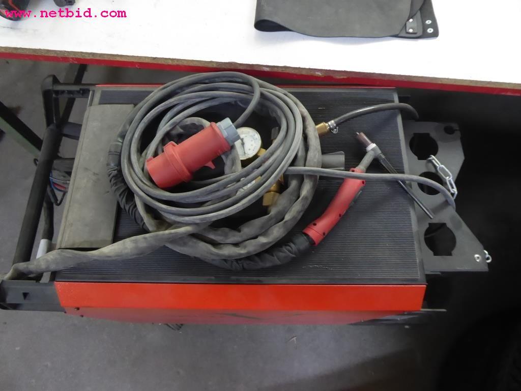 machines from the metal cutting and welding sector <br>-4