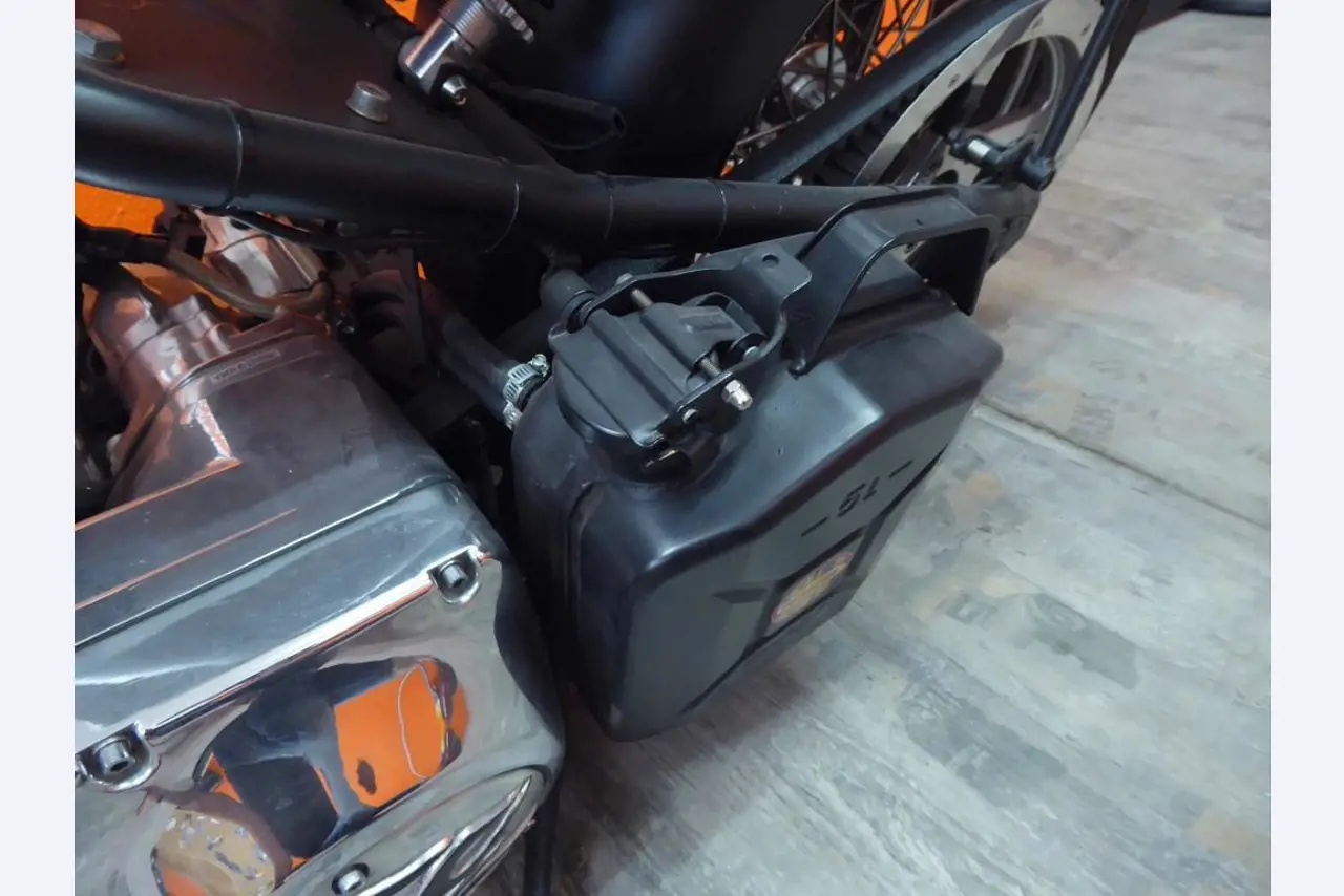 machines from the metal cutting and welding sector <br>-7