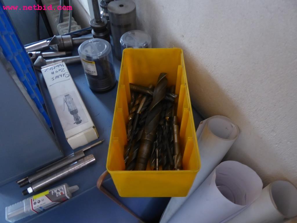 machines from the metal cutting and welding sector <br>-9